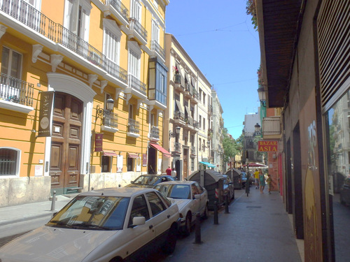 València Street.
